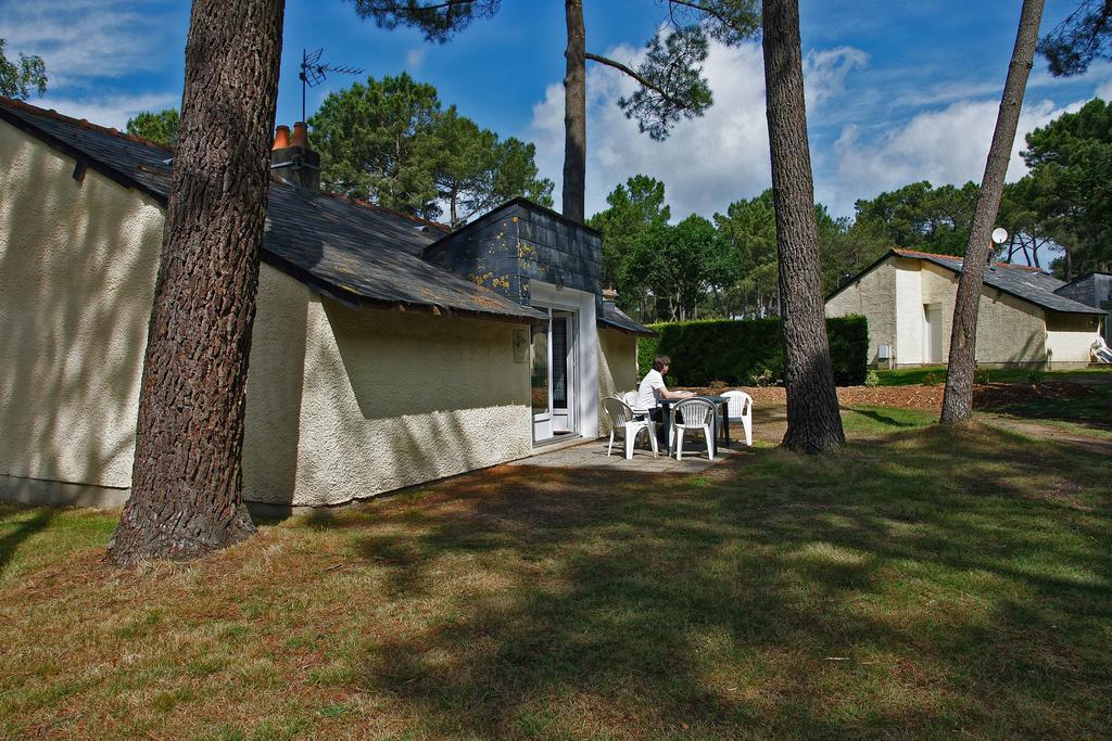 Domaine De Tremelin Hotel Iffendic Exterior foto